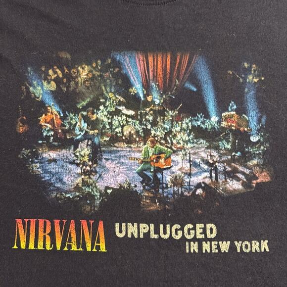 Nirvana Unplugged in New York size large black T-Shirt short sleeve music rock - Picture 3 of 9